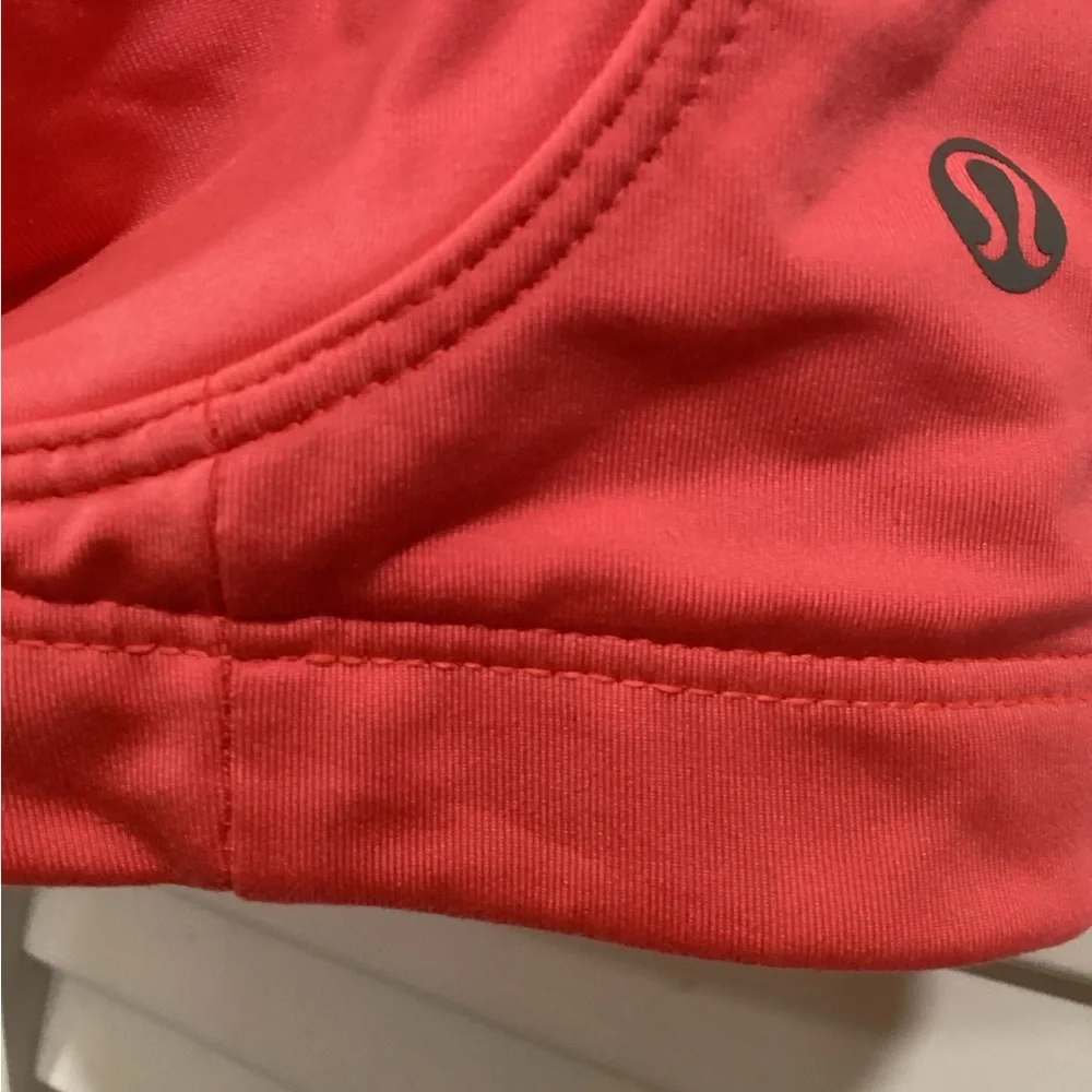 lululemon athletica Ta Ta Tamer II Sports Bra in Coral